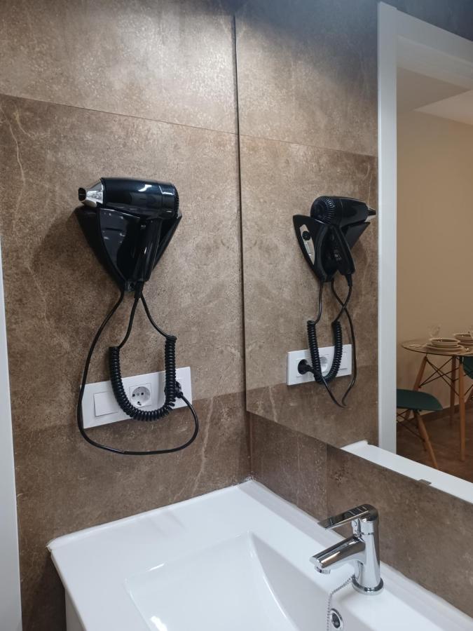 Apartamento Acogedor Junto A Calle Betis, Triana-Los Remedios 塞维利亚 外观 照片