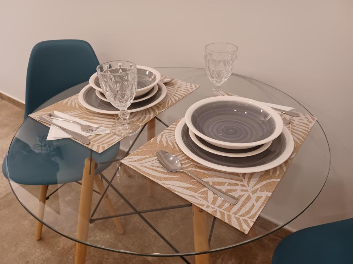 Apartamento Acogedor Junto A Calle Betis, Triana-Los Remedios 塞维利亚 外观 照片