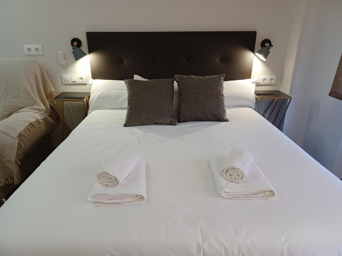Apartamento Acogedor Junto A Calle Betis, Triana-Los Remedios 塞维利亚 外观 照片