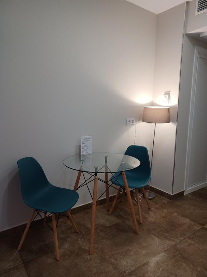 Apartamento Acogedor Junto A Calle Betis, Triana-Los Remedios 塞维利亚 外观 照片