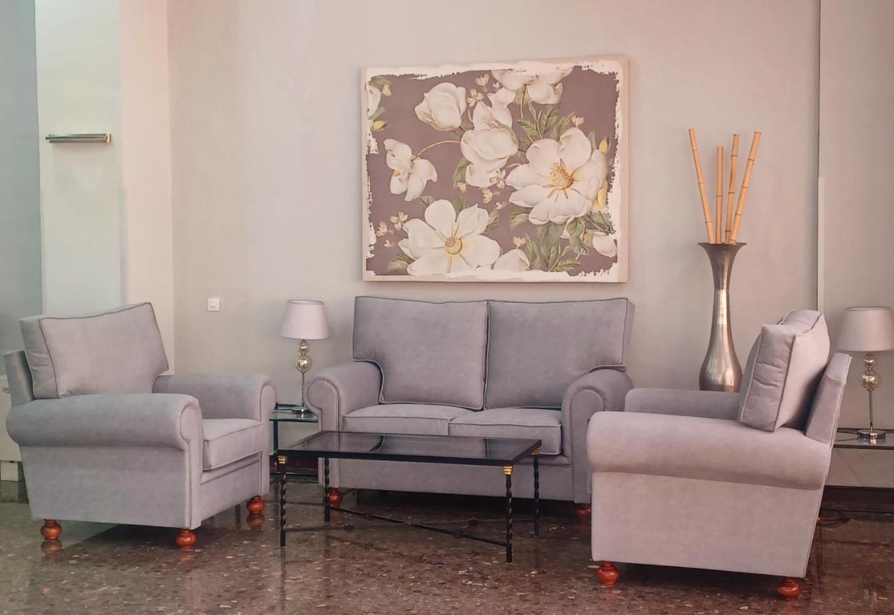 Apartamento Acogedor Junto A Calle Betis, Triana-Los Remedios 塞维利亚 外观 照片